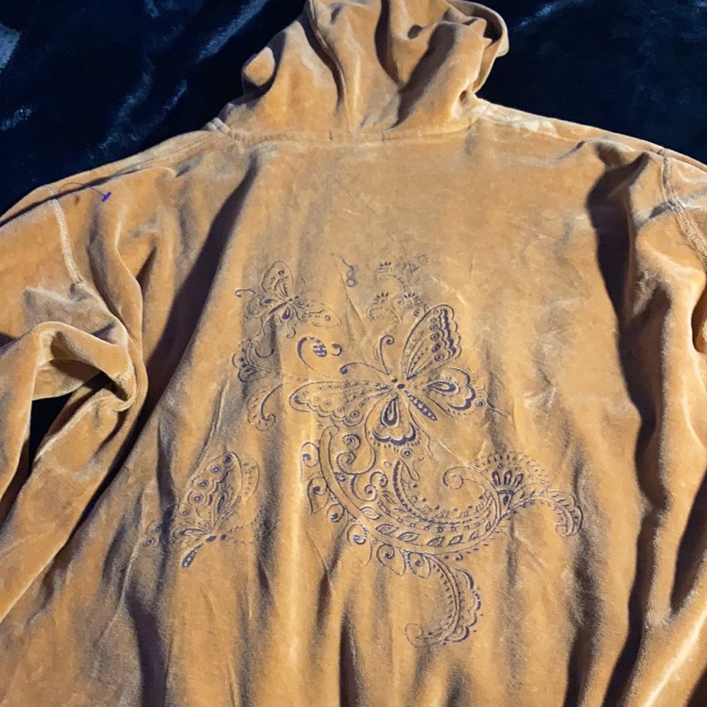 Zip up - Picture 2 of 2